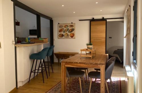 Honfleur Apartment | Au 33