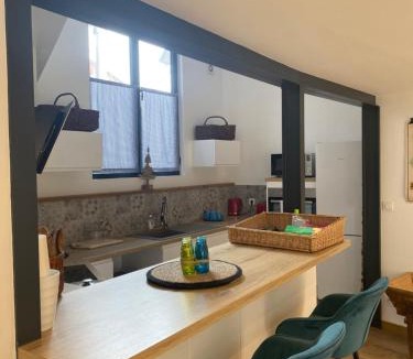 Honfleur Apartment | Au 33