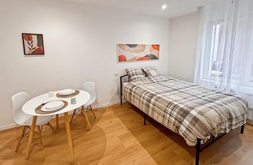 Cambrai Apartment | Au 42B JM