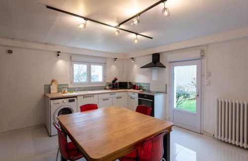 La Rochefoucauld Apartment | Au 9ème Art