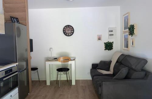 Leoville Apartment | Au Bain Doré