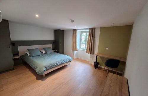 Mezieres-en-Brenne Hotel | Au boeuf couronné