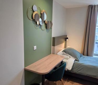 Mezieres-en-Brenne Hotel | Au boeuf couronné