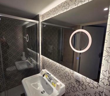 Mezieres-en-Brenne Hotel | Au boeuf couronné