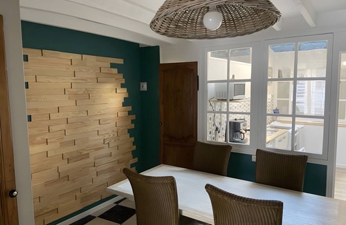 Crecy-en-Ponthieu House | Au Bois Dormant Holiday Home