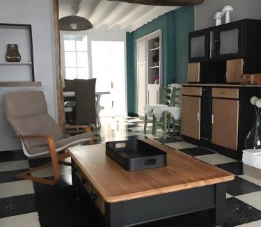 Crecy-en-Ponthieu House | Au Bois Dormant