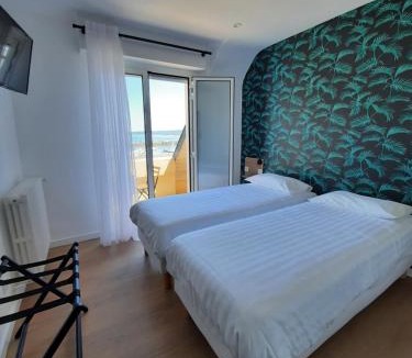 Perros-Guirec Hotel | Au Bon Accueil