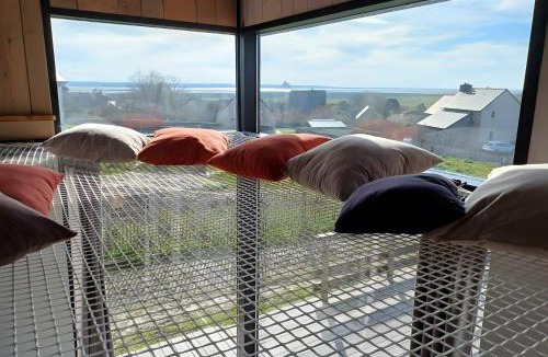 Le Grand-Celland House | Au Bon Coin De La Baie