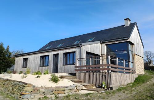 Le Grand-Celland House | Au Bon Coin De La Baie