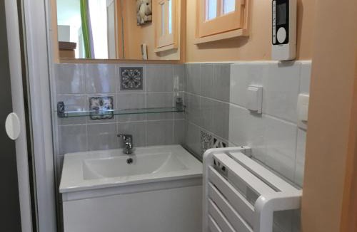 Arromanches-les-Bains House | Au Bon Gite - Studio