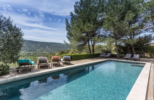 Menerbes House | Au Cœur de la Pinède