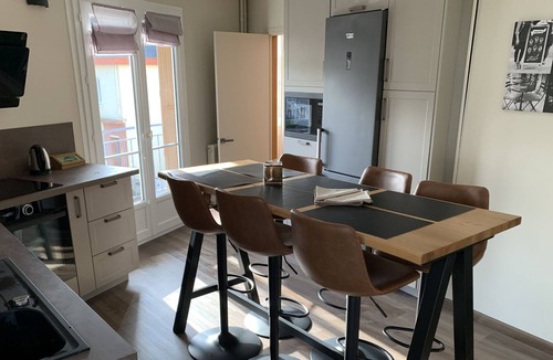 Lisieux Apartment | Au Cœur de Lisieux 83 m2 et vue sur la Basilique