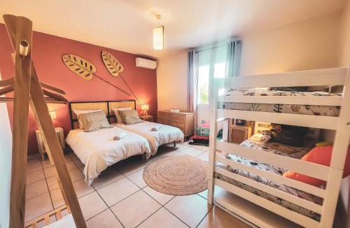 Laurens Villa | Au cœur des vignes, Villa Aramonie, Piscine privée