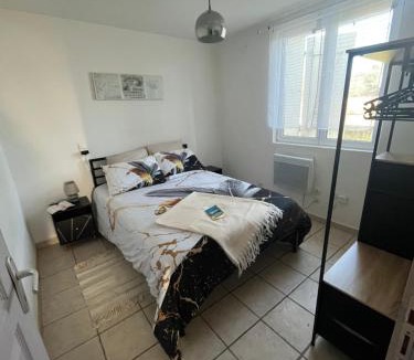 Saint-Hilaire-de-Brethmas Apartment | Au cœur de St hilaire