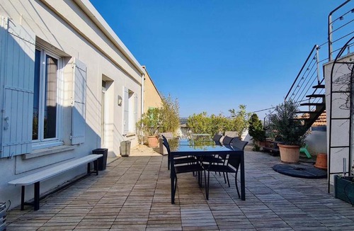 Chateauneuf-du-Pape Apartment | Au Carpe Diem