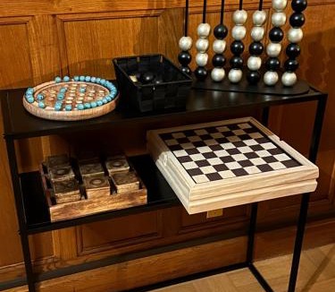 Busset House | Au Ch'Alex