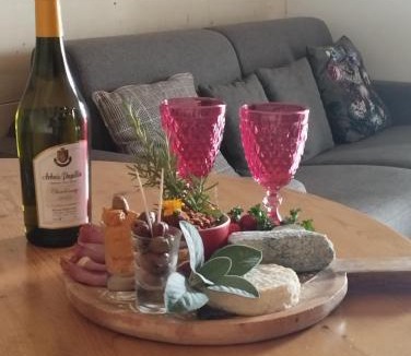 Champagnole Apartment | Au charmant chablis