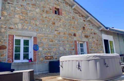 Saint-Bonnet-le-Courreau Apartment | Au Ciel du Forez