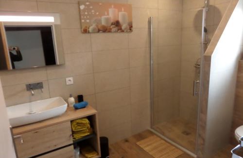 Salaise-sur-Sanne House | Au Clos Decoeur