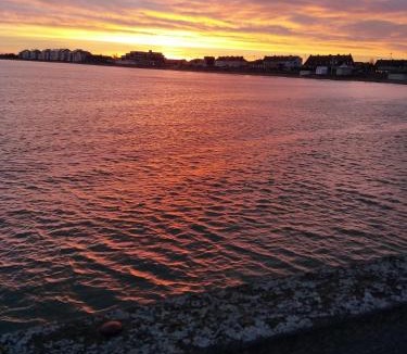 Saint-Lunaire Apartment | Au coeur de bourg.