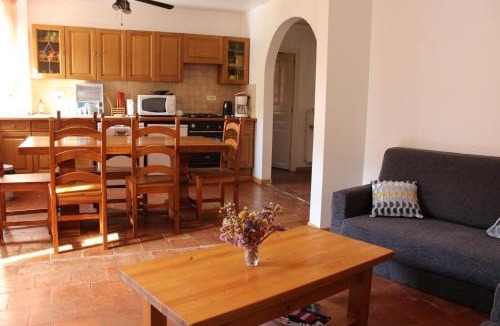 Rennes-les-Bains Apartment | Au Coeur de Rennes Gîte