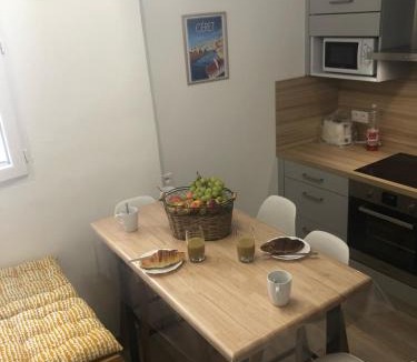 Ceret Apartment | Au coeur de ville avec terrasse