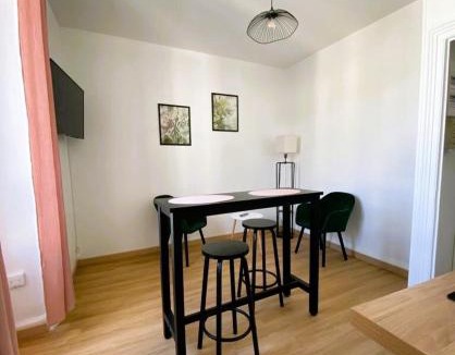 Laval Apartment | Au coeur de ville