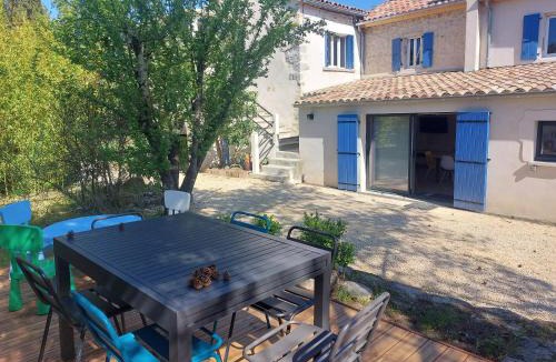 Grospierres Villa | Au coeur des vignes