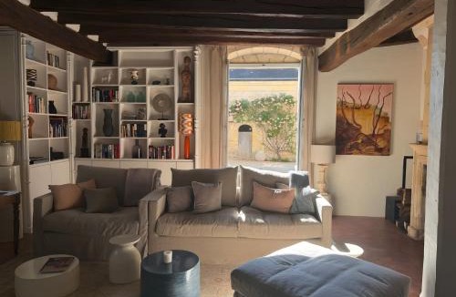 Restigne House | Au coin du biloba
