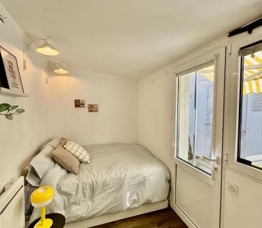 La Rogere House | Au Coin Fleuri