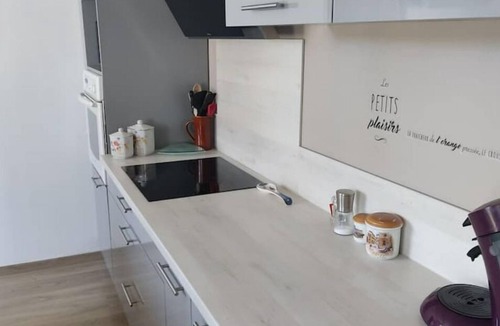 Craponne-sur-Arzon House | Au Détour de L'arzon