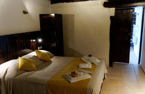 Gillonnay House | Au dessus de Parady