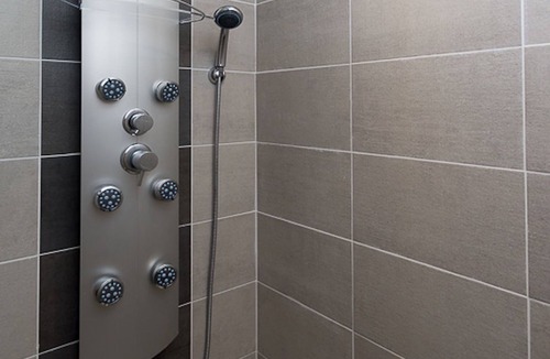 Gillonnay House | Au Dessus de Parady