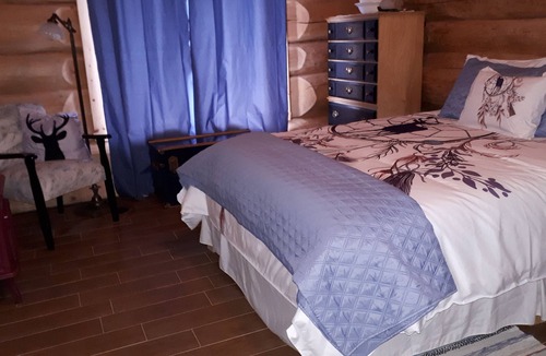 La Patrie House | Au domaine de La Giroux-ette
