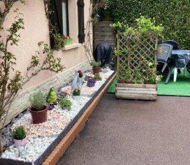 Beaufour-Druval House | au fer à Cheval