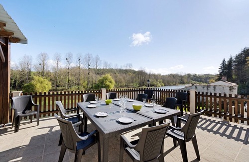 Sigournais House | Au Fil De L'ô - 10/15 guests - Spa - 30 min from Puy du Fou