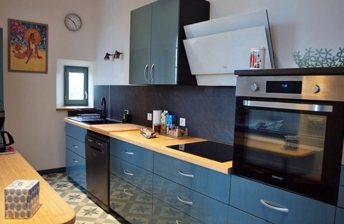 Salleles-d'Aude Apartment | "Au fil de l'Aude", fully-equipped gîte for 4 to 6 people; plus swimming pool, spa.