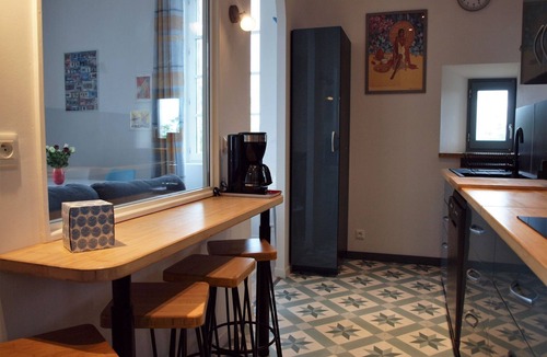 Salleles-d'Aude Apartment | "Au fil de l'Aude", fully-equipped gîte for 4 to 6 people; plus swimming pool, spa.