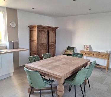 Monfreville House | Au Fil De L'Aure