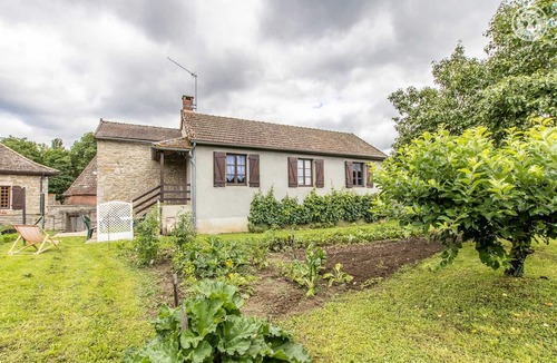 Paris-l'Hopital House | Au Fil de la Cozanne