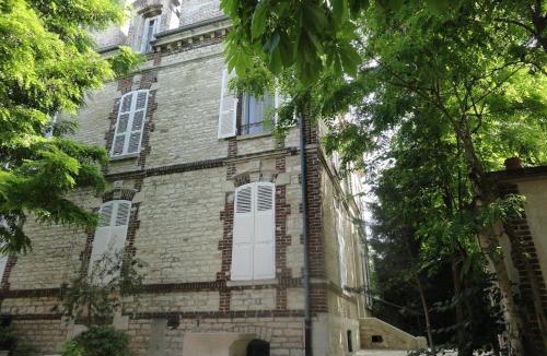 Sainte-Savine Bed & Breakfast | Au fil de Troyes