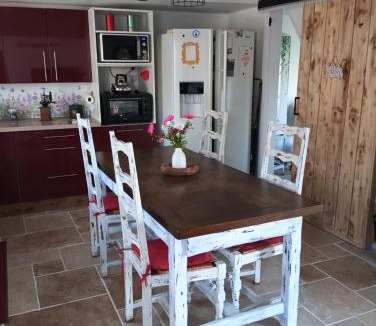 Chatillon-sur-Broue House | Au fils des Saisons