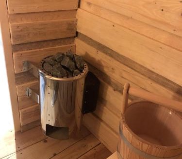 Vernosc-les-Annonay Bed & Breakfast | Au Hangar