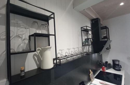 Pleaux Apartment | Au Katalu