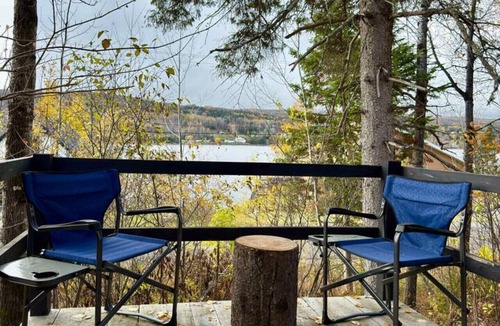 Pohenegamook House | Au lac Pohénégamook, béatitude garantie! cabine#3
