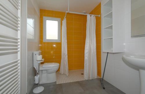 Vaire House | Au Logis des Mûriers