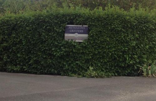 Salavas Bed & Breakfast | Au mas des graviers