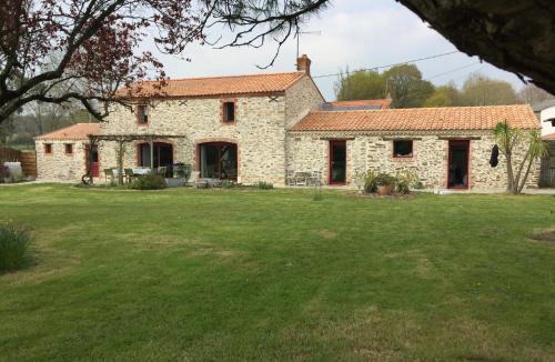 Chauve Bed & Breakfast | Au Mas Retz De Jade