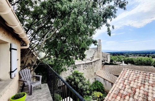 Chateauneuf-de-Gadagne House | Au Micocoulier -