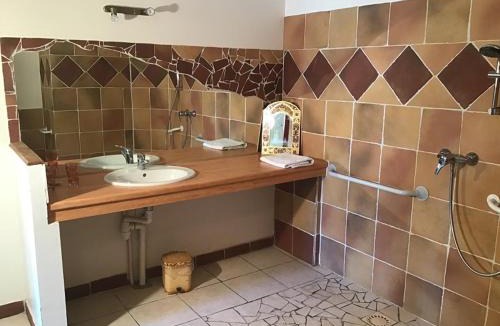 Fougax-et-Barrineuf House | Au mohair des Alpy